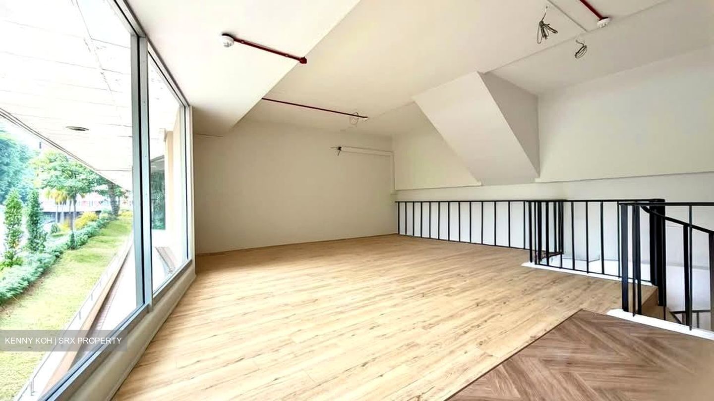 Pandan Valley (D21), Shop House #598112711